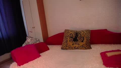 camilashine online show from 06-16-26, 12:24