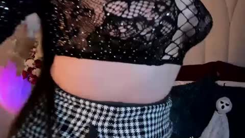 Camila online show from 10-14-25, 08:31