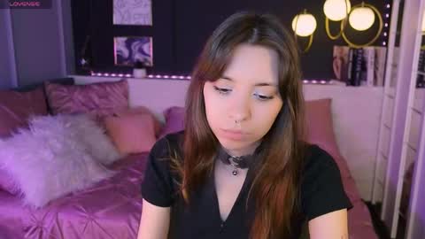 Camilla online show from 04-16-26, 06:14