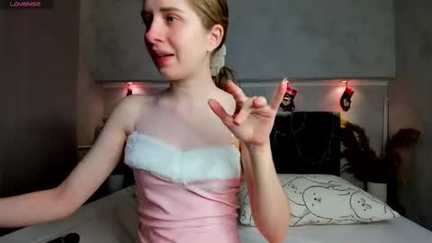 Camilla online show from 01-18-26, 01:09