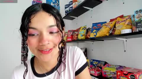 Snapshot of camilla_miller01 chatting on 03-17-26, 09:40 camilla_miller01 online show from 03-17-26, 09:40