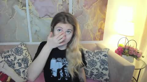 camilladreamer online show from 05-26-26, 12:45