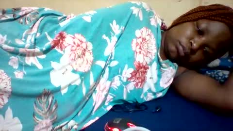 camillah_sweet online show from 05-08-26, 04:45