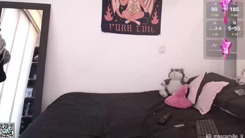 Snapshot of camille_666 chatting on 11-27-25, 09:06 Camille online show from 11-27-25, 09:06