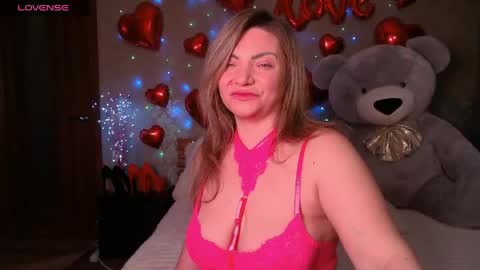 Snapshot of camille_game chatting on 04-24-26, 08:55 Camille Game online show from 04-24-26, 08:55