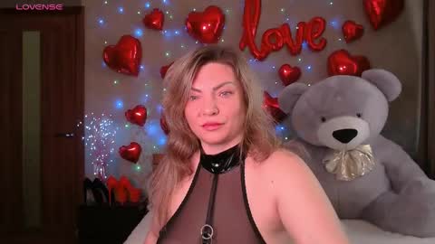 Snapshot of camille_game chatting on 04-28-26, 08:52 Camille Game online show from 04-28-26, 08:52