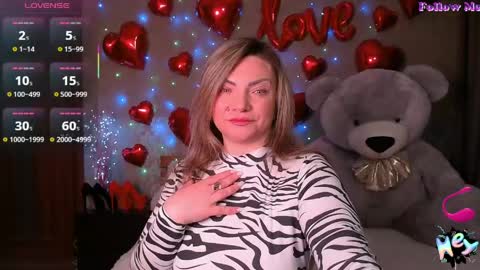 Snapshot of camille_game chatting on 04-30-26, 09:30 Camille Game online show from 04-30-26, 09:30