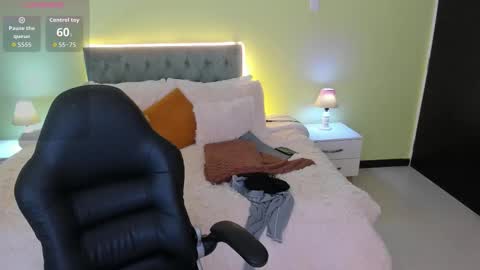 Camille online show from 10-10-25, 11:20