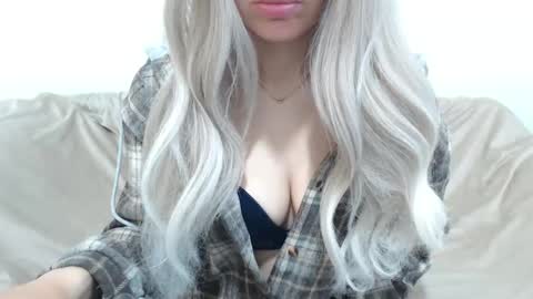 CamilleBunny online show from 05-02-26, 02:49