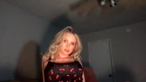 camilleclairexo online show from 04-12-26, 04:50