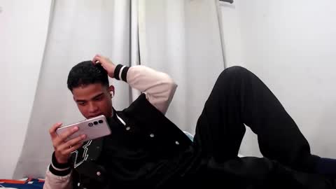 camillo_beischel_ online show from 11-05-25, 07:03