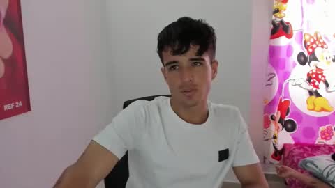 Snapshot of camilo887868 chatting on 10-28-25, 05:15 camilo887868 online show from 10-28-25, 05:15