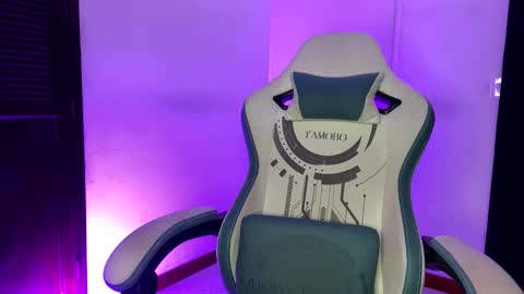 camilo_contre21 online show from 01-28-25, 12:26