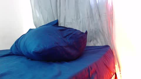 camilo_contre21 online show from 03-11-25, 10:53