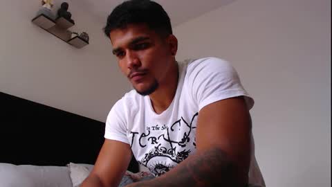 Snapshot of camilo_contre21 chatting on 11-05-25, 07:03 camilo_contre21 online show from 11-05-25, 07:03