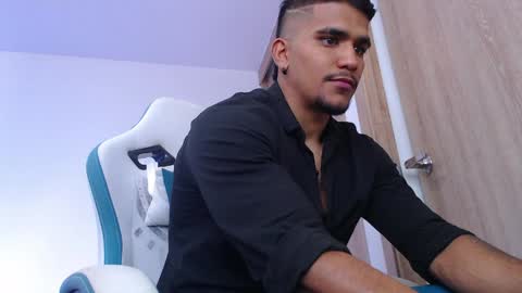 Snapshot of camilo_contre21 chatting on 03-31-26, 06:19 camilo_contre21 online show from 03-31-26, 06:19