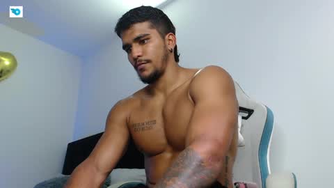 Snapshot of camilo_contre21 chatting on 05-26-26, 06:26 camilo_contre21 online show from 05-26-26, 06:26