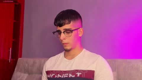   INDEPENDENT MODEL online show from 01-13-25, 05:23