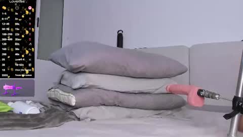 Snapshot of camilo_ospina_ chatting on 07-27-26, 04:19 INDEPENDENT MODEL online show from 07-27-26, 04:19