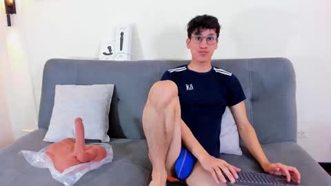 Camilo online show from 11-22-25, 03:38