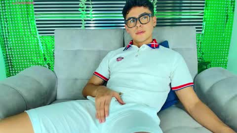 CAMILO online show from 03-25-26, 09:32