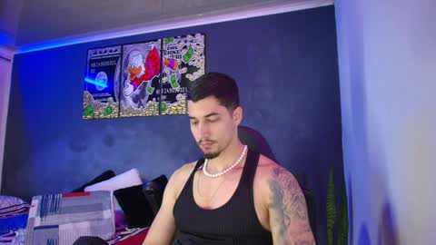 Snapshot of camiloalvarezzz3 chatting on 01-28-25, 03:14 CAMILO online show from 01-28-25, 03:14