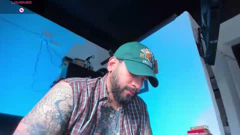 Camilo online show from 09-18-25, 04:53