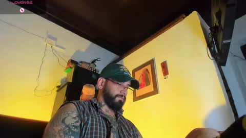 Camilo online show from 10-13-25, 04:18