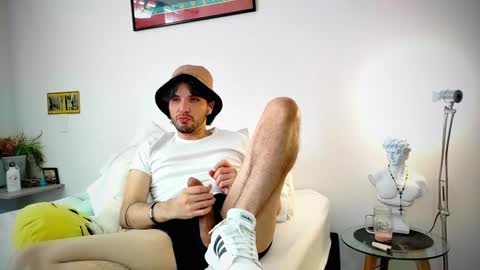 camilo online show from 01-20-25, 08:29