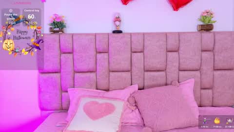 camiluxe online show from 10-08-25, 12:58