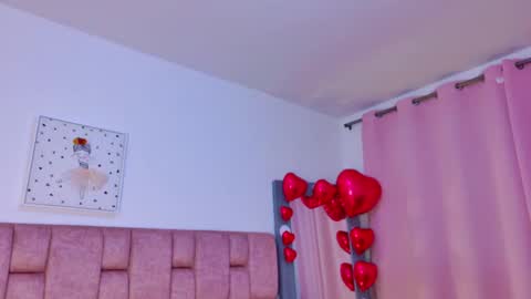 camiluxe online show from 02-14-26, 08:27