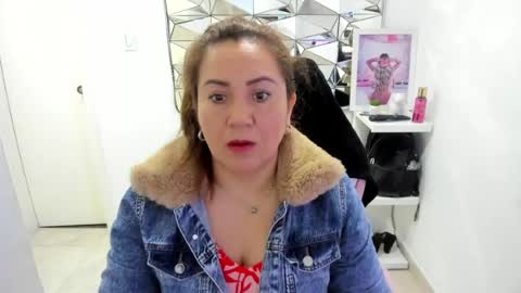 camixxx_m online show from 05-07-26, 12:21
