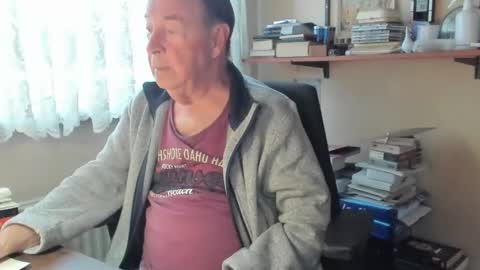 Cammee online show from 02-24-25, 08:17