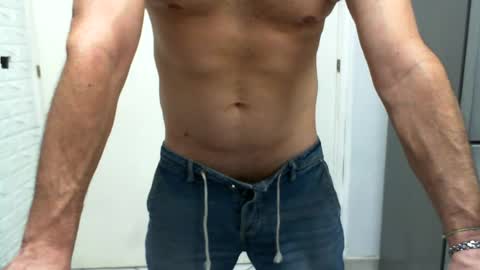 Snapshot of campat80 chatting on 07-07-26, 10:58 campat80 online show from 07-07-26, 10:58