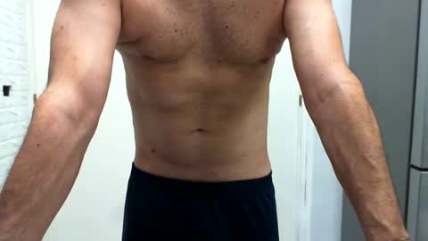Snapshot of campat80 chatting on 07-10-26, 12:26 campat80 online show from 07-10-26, 12:26