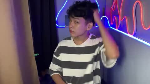 Snapshot of camwithethan chatting on 09-11-25, 12:16 Ethan online show from 09-11-25, 12:16