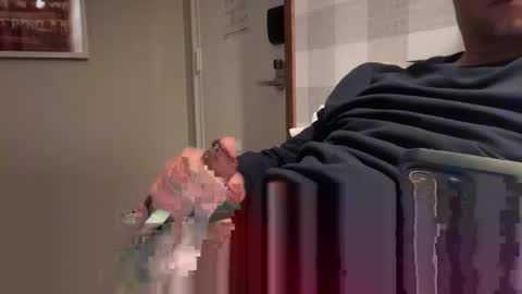 Snapshot of canabis777 chatting on 02-05-25, 11:02 cork online show from 02-05-25, 11:02