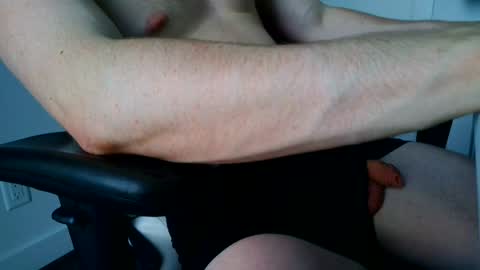 Snapshot of canadianstud18 chatting on 06-13-26, 01:03 Devon online show from 06-13-26, 01:03