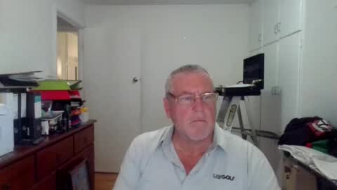 Snapshot of canberian chatting on 12-11-24, 01:05 Canberian online show from 12-11-24, 01:05