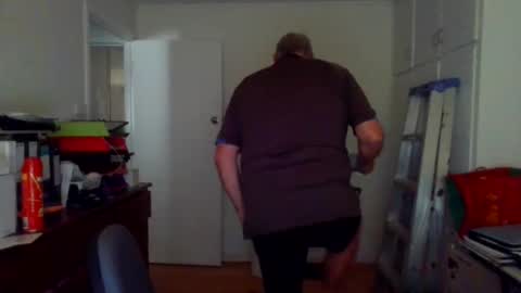 Snapshot of canberian chatting on 01-28-25, 10:34 Canberian online show from 01-28-25, 10:34