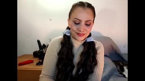 candela online show from 01-07-25, 06:14