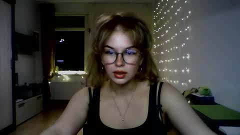 candice_wow_ online show from 02-08-26, 08:01