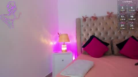 Candie  online show from 06-12-26, 12:26