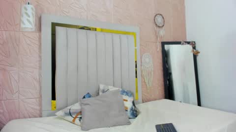 candise online show from 10-01-25, 09:32