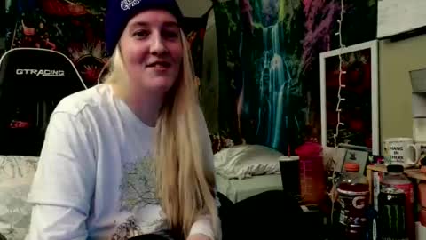 Snapshot of candismiths chatting on 06-03-26, 02:33 Candi online show from 06-03-26, 02:33