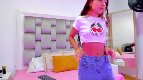 Candy online show from 01-19-25, 11:23