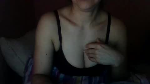 Snapshot of candy9524 chatting on 02-25-26, 08:35 candy9524 online show from 02-25-26, 08:35