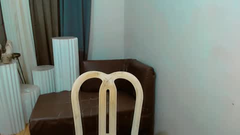 Candy online show from 03-12-26, 08:09