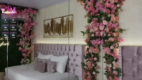 Snapshot of candy_beck chatting on 11-06-25, 01:34 Candy Beck online show from 11-06-25, 01:34