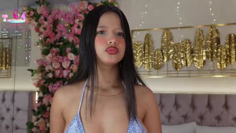 Snapshot of candy_beck chatting on 11-29-25, 12:19 Candy Beck online show from 11-29-25, 12:19